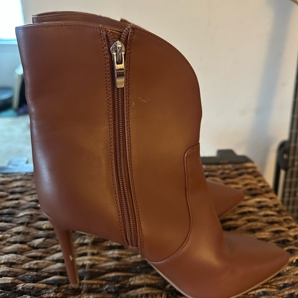 Nine West Tan Heeled Boots - Picture 5 of 5